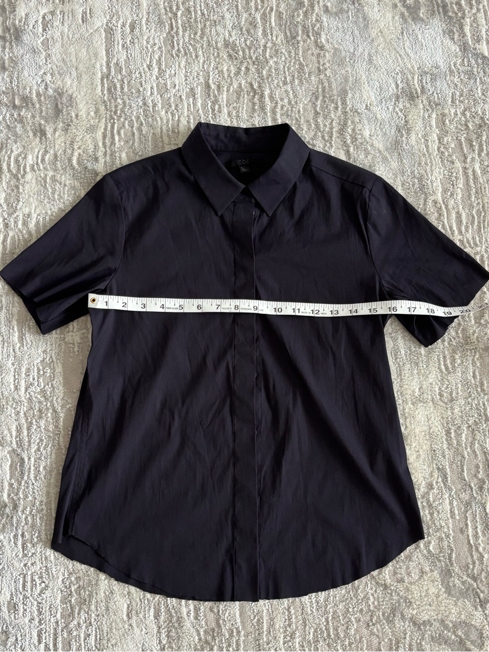 COS Women's DIY Cut Short-Sleeve Button-Down Shirt in Navy